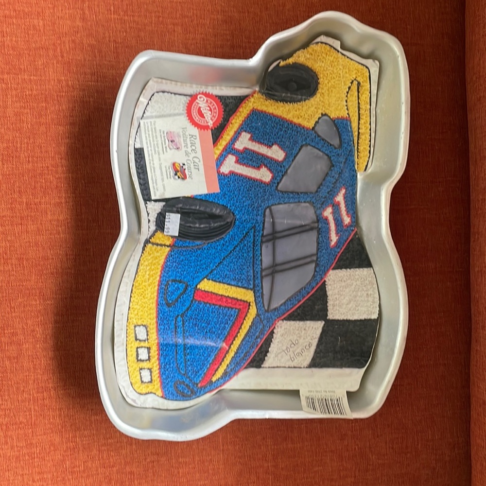 Race car pan